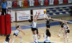 Kadınlar Voleybol 2. Liginde Malatya Takımları İçin 'Kötü' Sonuçlar