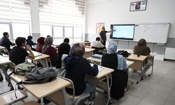 Kernek Külliyesi'nde 200 Adaya Üniversiteye Hazırlık Kursu