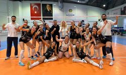 Kadınlar Voleybolda Bir Galibiyet, Bir Mağlubiyet
