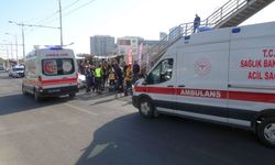 Trambüs ile Otomobil Çarpıştı 5 Kişi Yaralandı