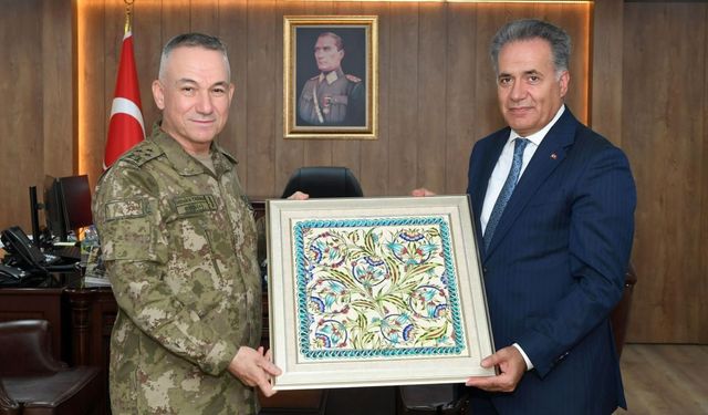 Rektör Akpolat'tan Korgeneral Gültekin Yaralı'ya Ziyaret