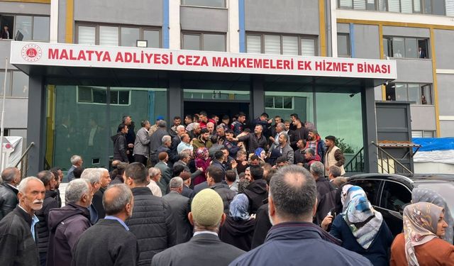 Cinayet Davası Sonrası Adliye Önünde Gerginlik