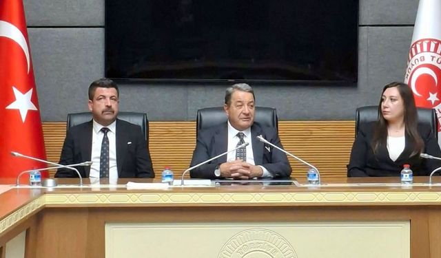 Fendoğlu, Malatya Ülkü Ocakları Heyetini TBMM’de Ağırladı