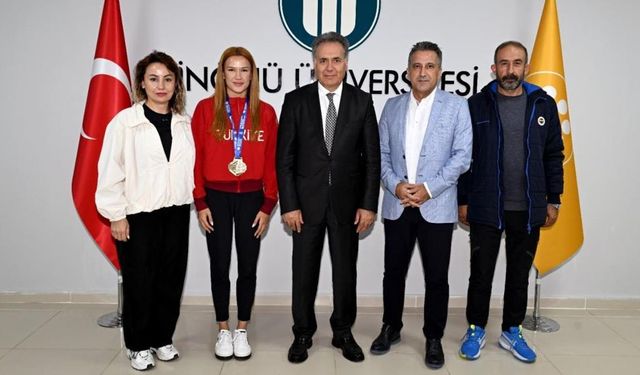 Avrupa Şampiyonu Boksör Hatice Akbaş Malatya'da