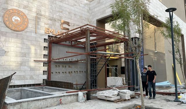 Yeni Çarşıda Bir Rezalet Daha!.