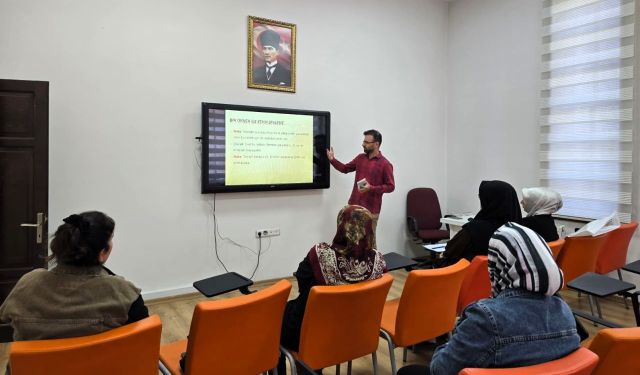 'Kadın Danışmanlık Hizmeti' Projesi Kapsamında Eğitim