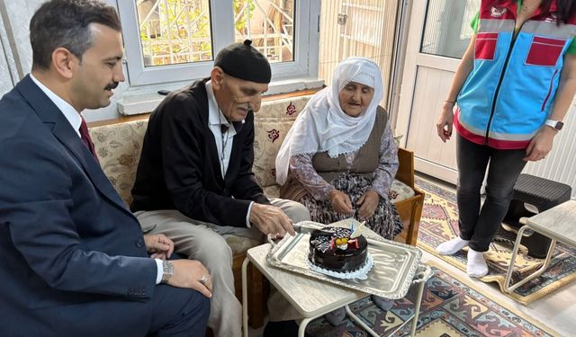 Yaşlılar Haftası Dolayısıyla 3 Vatandaş Ziyaret Edildi