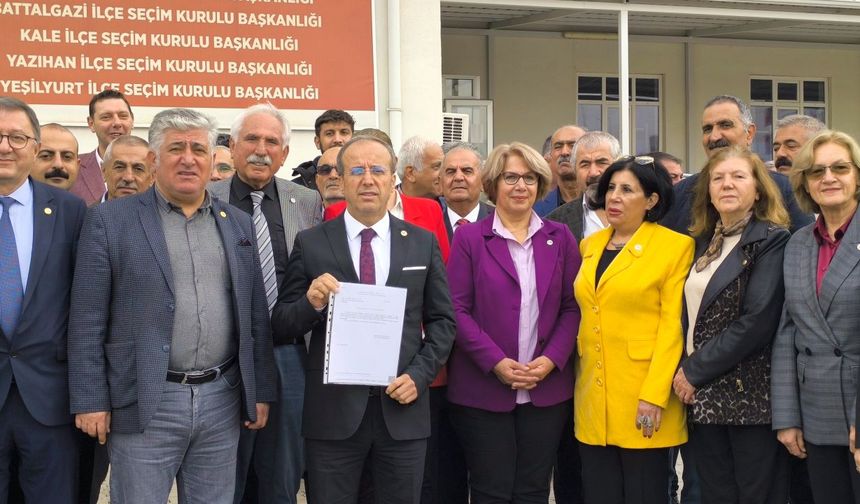 Yeni Parti Malatya İl Yönetimi Mazbatasını Aldı