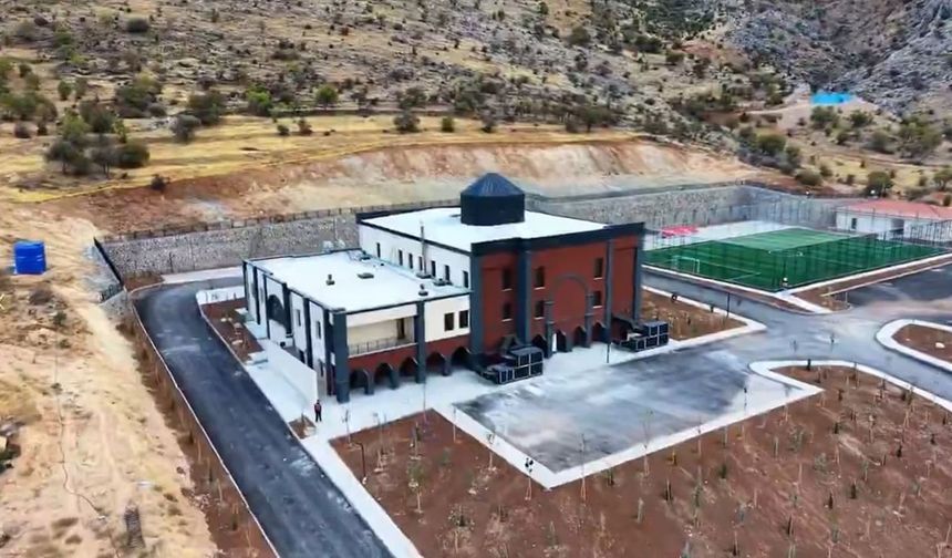 İkizce'ye Cem ve Kültür Evi İnşa Edildi