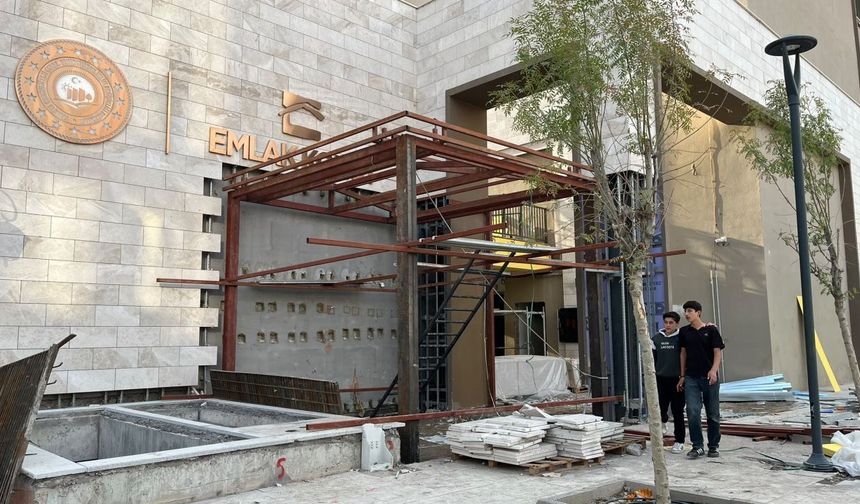 Yeni Çarşıda Bir Rezalet Daha!.