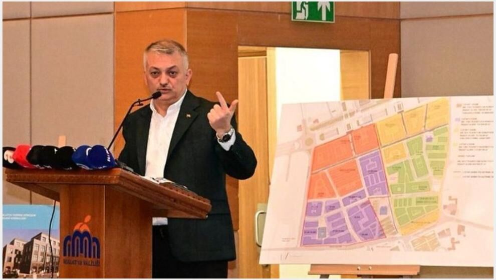 Valinin, O Müdürün Eski Valiyi de Yanılttığından Haberi Var mı?