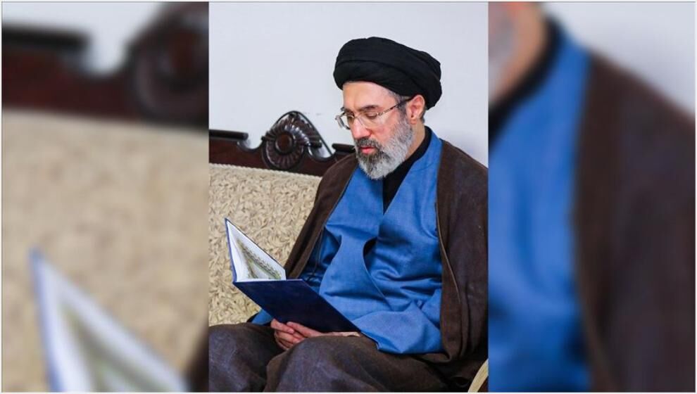 Hamaney'in Oğlu İran'ın Yeni Lideri Olarak Seçildi