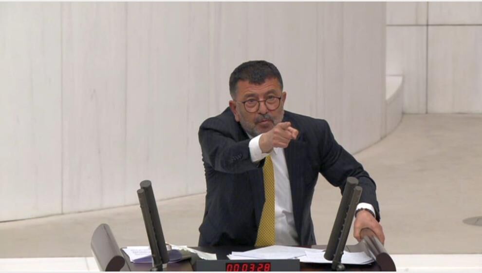 "Suçumuz CHP'yi 47 Yıl Sonra Birinci Parti Yapmak mı?!"
