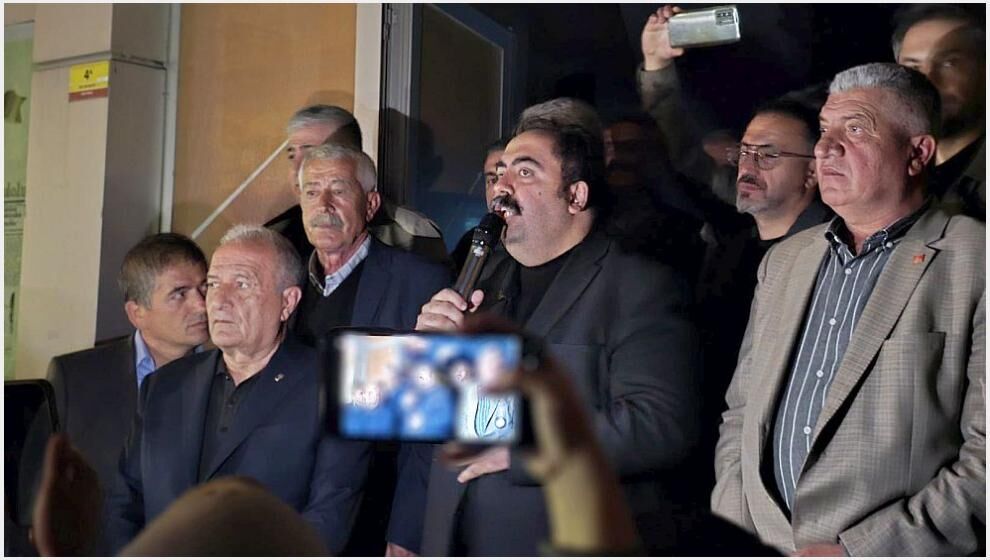 "Boyun Eğmeyeceğiz, Teslim Olmayacağız.."