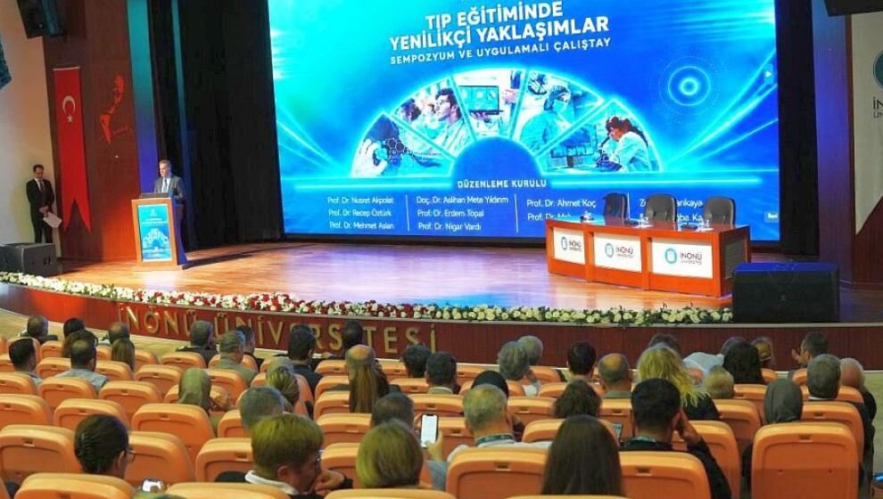 'Tıp Eğitiminde Yenilikçi Yaklaşımlar' Çalıştayı Başladı