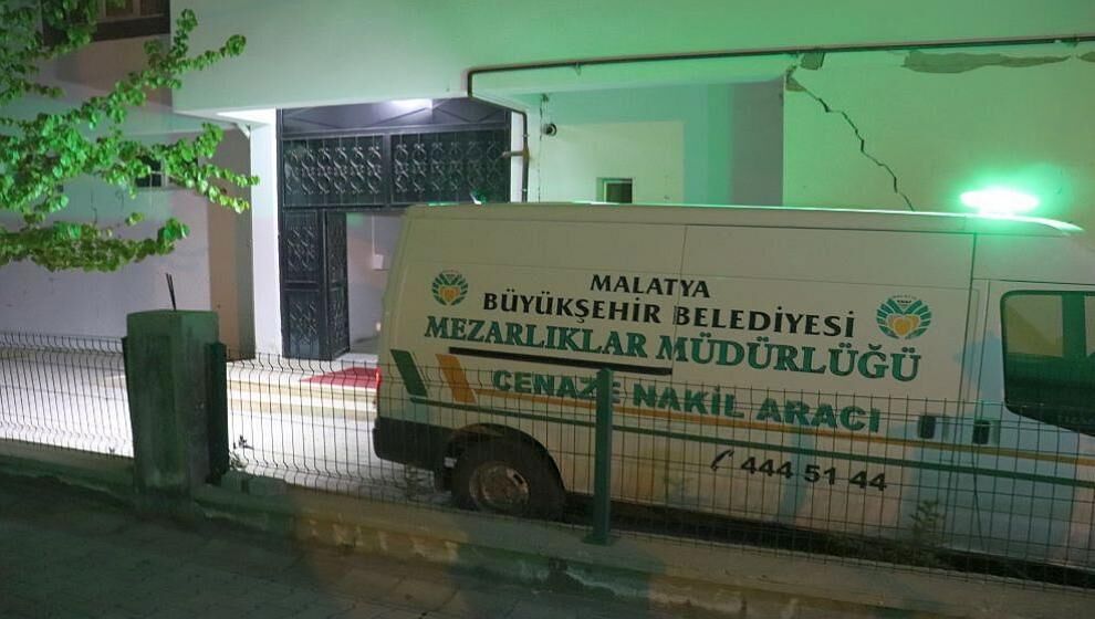 Bir Kadını Öldürüp, Kendini Vurmuştu.. 3 Yıl Sonra Hastanede Öldü