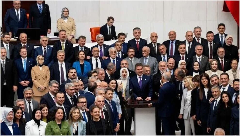 'Çerçeve Kanun'a Ağbaba "Red" Dedi, Tüfenkci Oylamaya Katılmadı