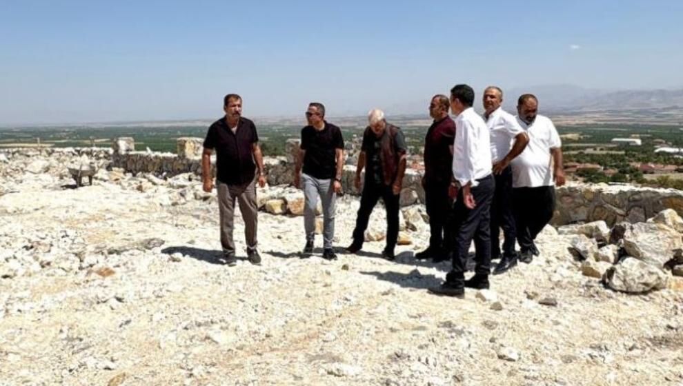 'Mahallelerin İhtiyaçları ve Vatandaş Talepleri Değerlendiriliyor'