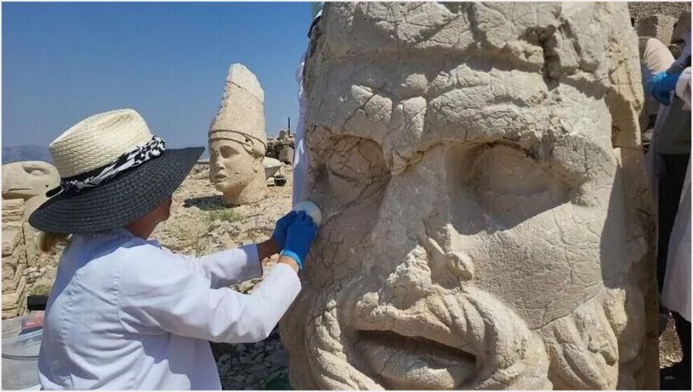 Nemrut Dağı'ndaki Heykel ve Diğer Eserlere Nanoteknolojiyle Koruma