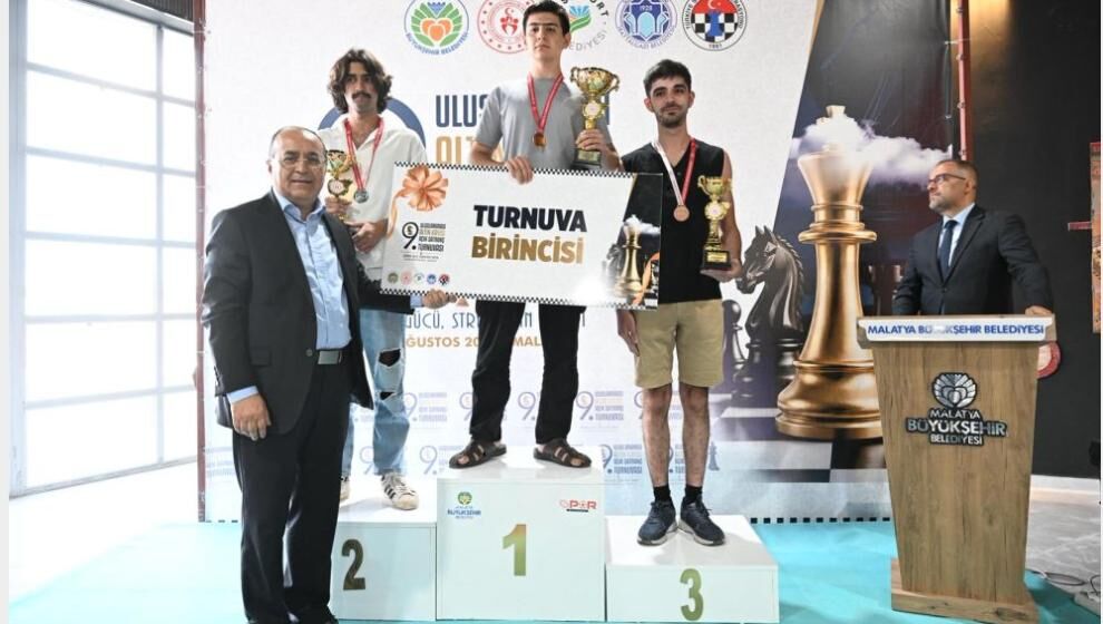 Uluslararası Altın Kayısı Satranç Turnuvası Ödül Töreniyle Sona Erdi