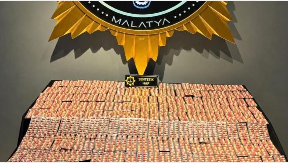 Uyuşturucu Hap Ele Geçti, 3 Gözaltı..