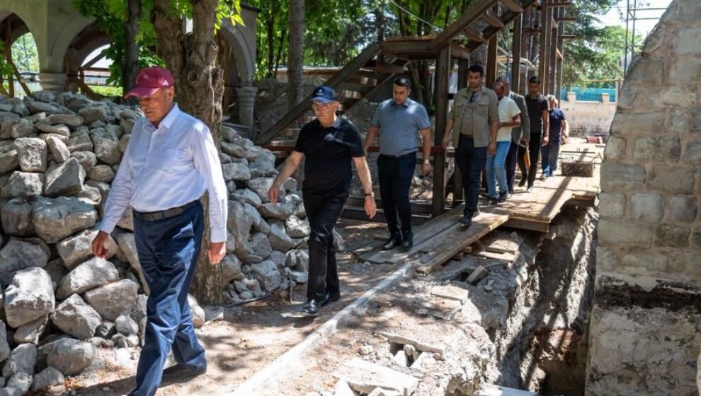 "Uzun Vadede Sahil Yolu Projemiz Var"