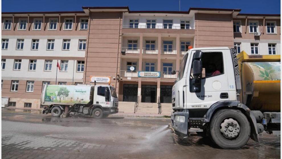 Battalgazi Belediyesi'nce Okullarda Temizlik Yapıldı