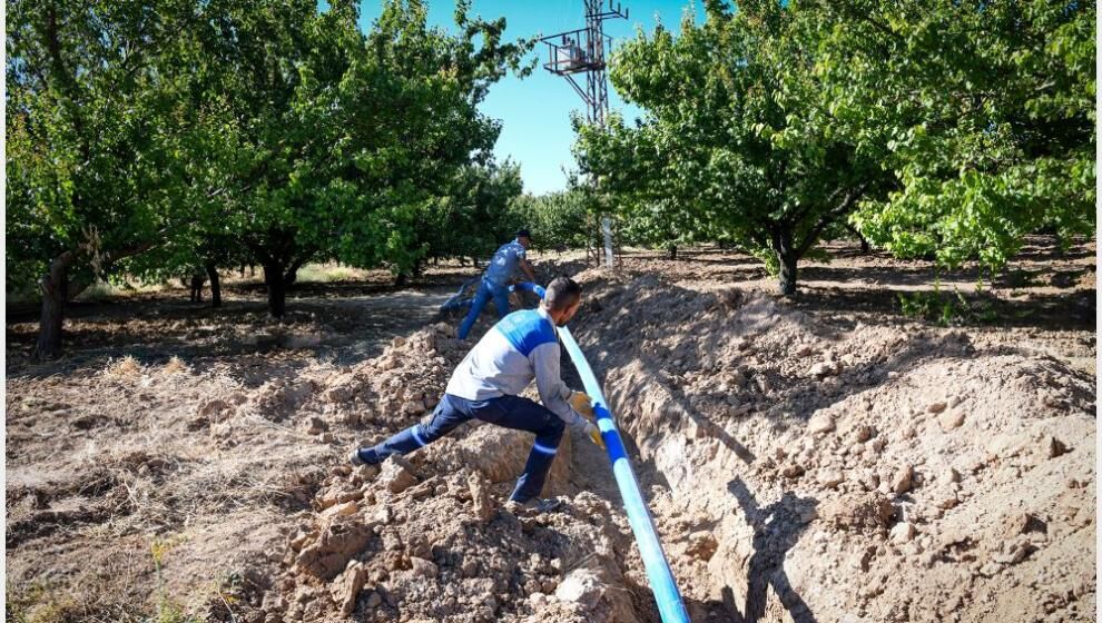 Çavuş'a Saniyede 10 Litre İçme Suyu ve Şebeke