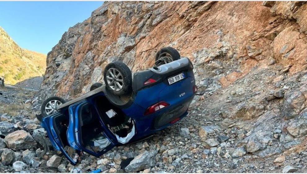 Çelikhan- Malatya Karayolunda Kaza, 5 Yaralı..