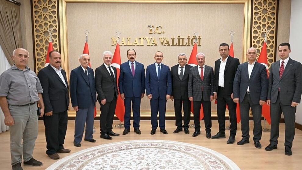 Esnaf Temsilcileri Vali Yavuz'u Ziyaret Etti