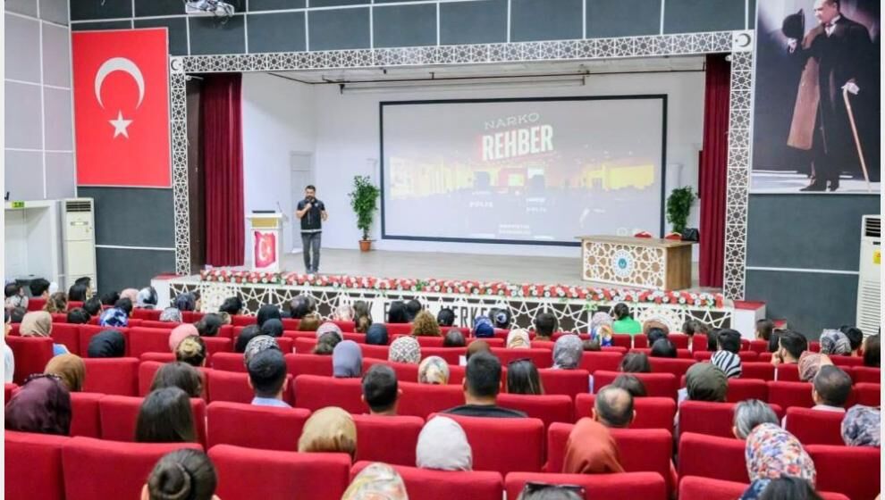 'Okul Bahçe Görevlileri' İçin Bilgilendirme Toplantısı