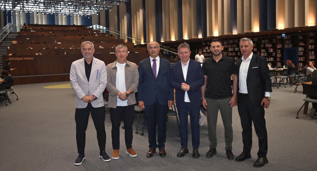 "Biz Sizi Sevdik, Sevdiğimiz İçin Geldik"