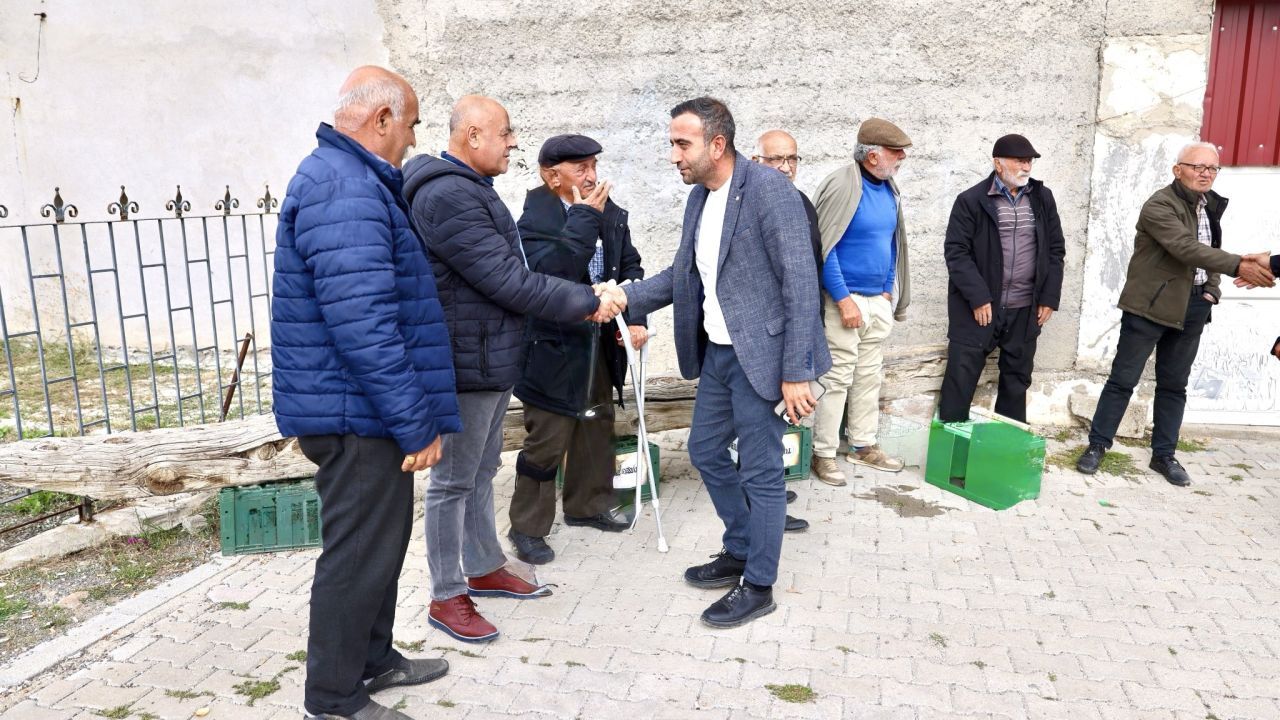 Başkan Ulutaş, Muhtarlar ve Vatandaşlarla Bir Araya Geldi