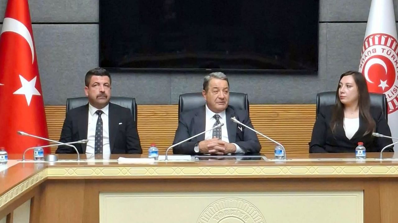 Fendoğlu, Malatya Ülkü Ocakları Heyetini TBMM’de Ağırladı