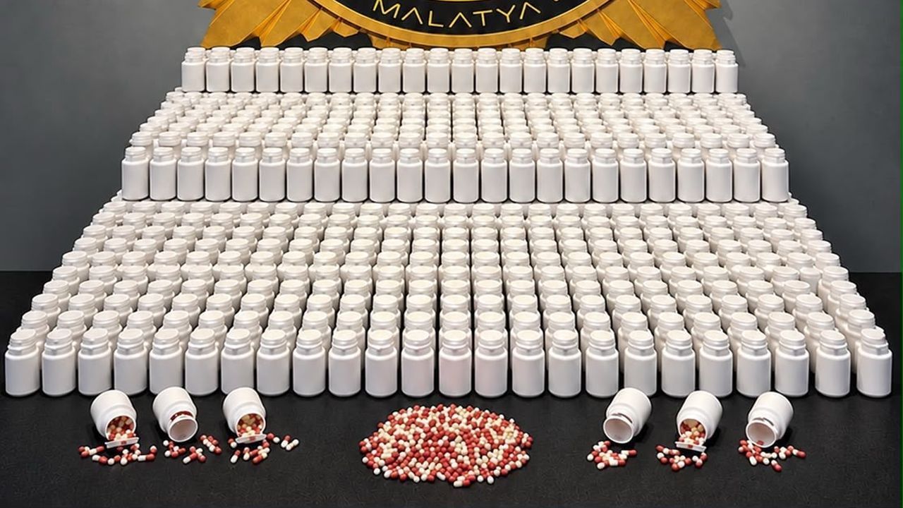 44 Bin Hap Ele Geçti, 3 Torbacı Gözaltına Alındı
