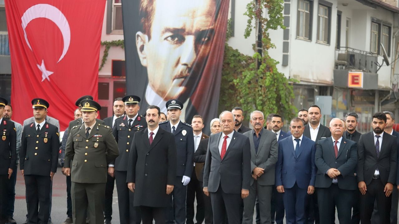Hekimhan'da Cumhuriyet Bayramı İçin Tören Düzenlendi