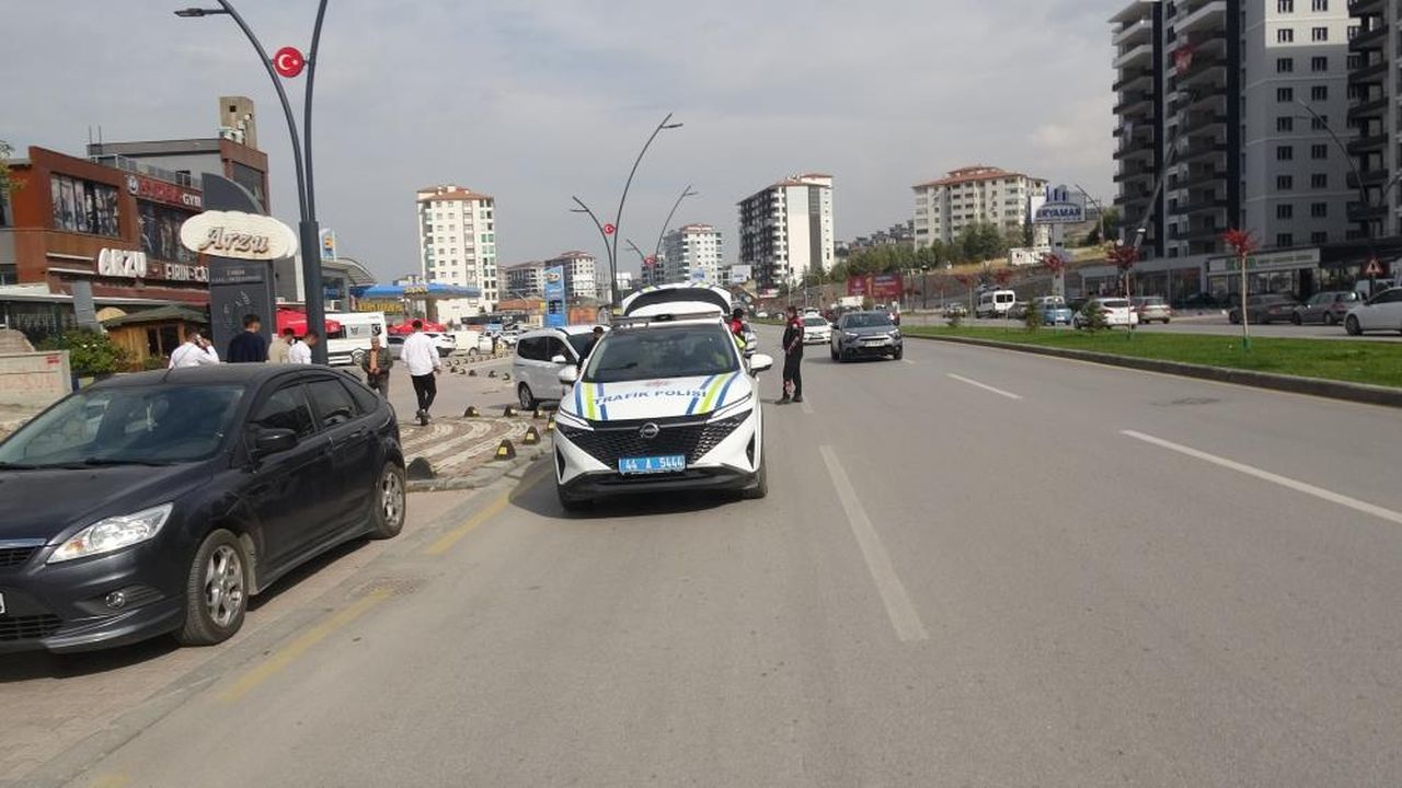 Tecde'de Otomobilin Çarptığı Vatandaş Hastanede Öldü