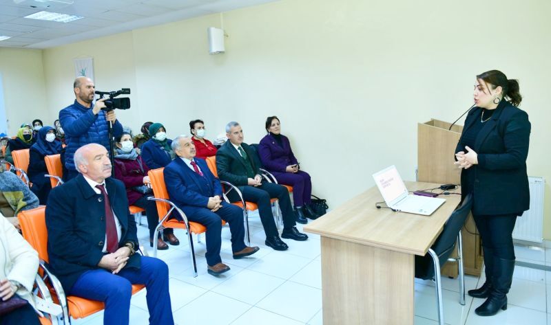 '2022'yi Kadın ve Aile Yılı İlan Ettik"