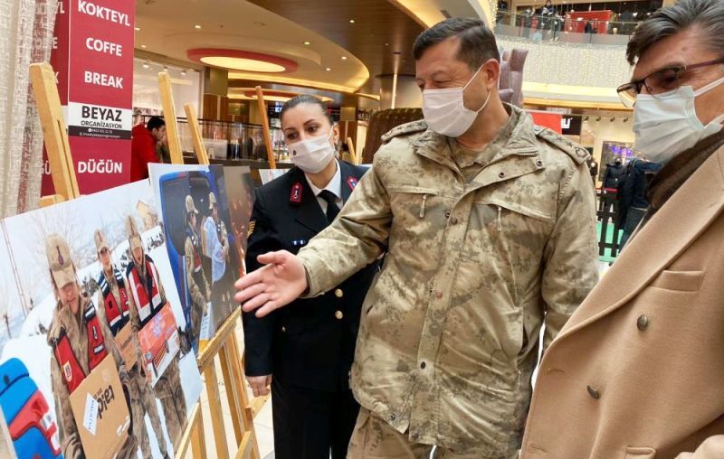 Jandarmadan Deprem Fotoğraf Sergisi